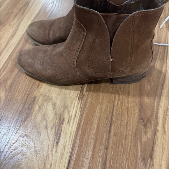 Brown Suede Ankle Boots with Elastic Panels - Picture 2 of 7